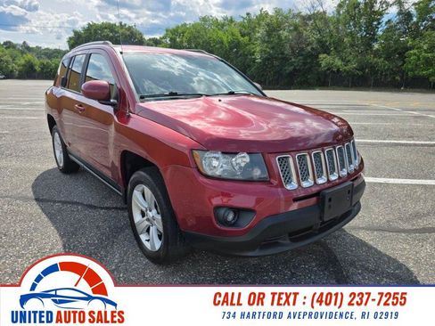 Used 2016 Jeep Compass Latitude AWD/4WD image 7