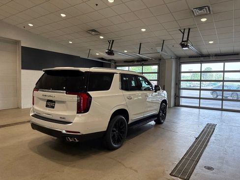 New 2026 GMC Yukon Denali w/ Advanced Technology Package AWD/4WD image 7