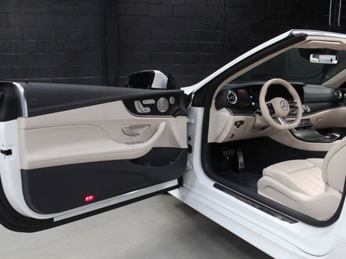 Used 2023 Mercedes-Benz E 450 Cabriolet image 30
