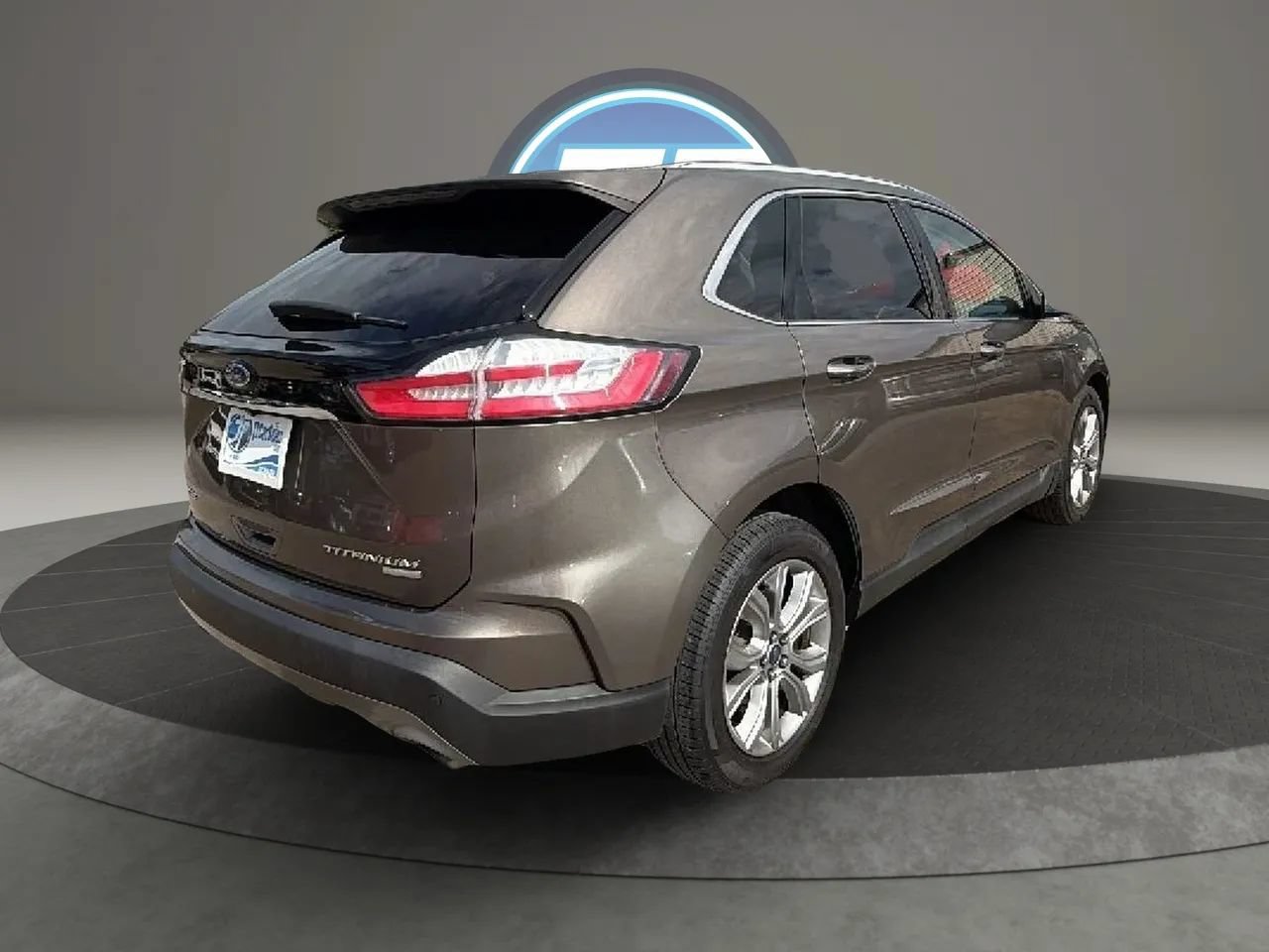 Used 2019 Ford Edge Titanium FWD image 21