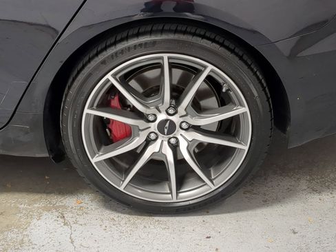 Used 2025 Genesis G70 2.5T image 22