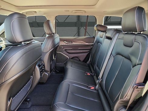 New 2024 Jeep Grand Cherokee Limited 4xe image 5