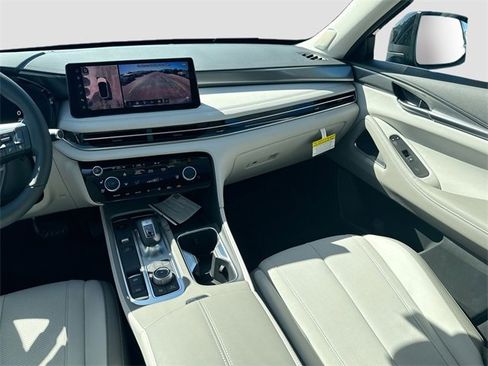 New 2026 INFINITI QX60 Luxe w/ Cargo Package image 18