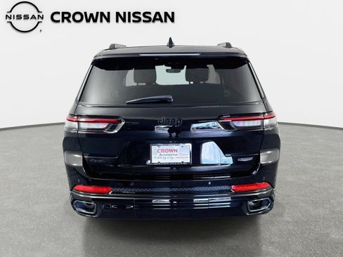Used 2025 Jeep Grand Cherokee L Summit w/ Obsidian Package AWD/4WD image 7