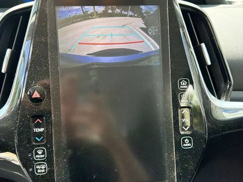 Used 2020 Toyota Prius Prime XLE FWD image 5