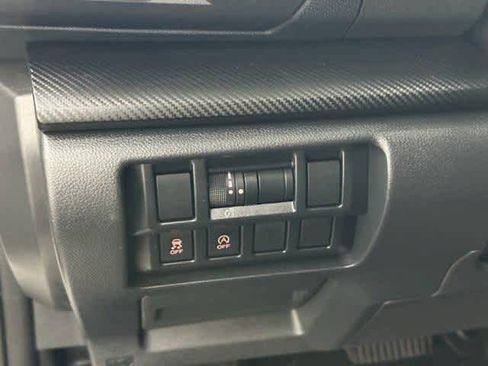 Used 2022 Subaru Crosstrek 2.0i Premium w/ Popular Package #2 image 14