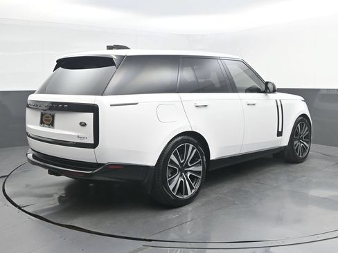 Used 2023 Land Rover Range Rover SE AWD/4WD image 7