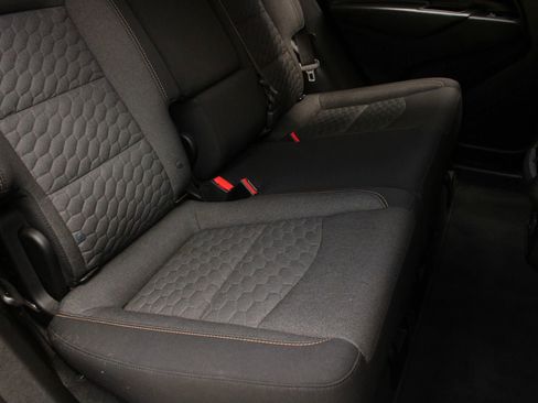 Used 2019 Chevrolet Equinox LT image 27