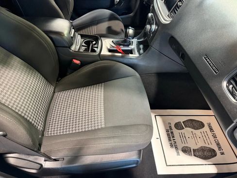 Used 2022 Dodge Charger R/T w/ Blacktop Package image 22