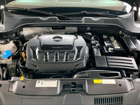 Used 2018 Volkswagen Beetle 2.0T S w/ Style & Comfort Package For S image 30