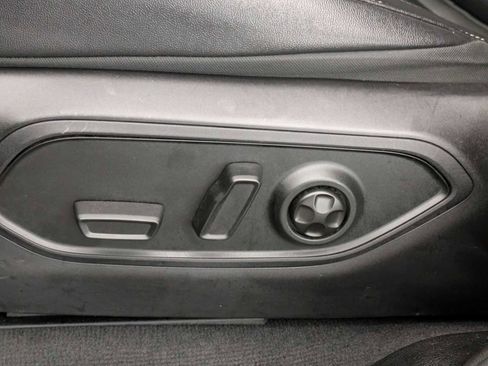 Used 2023 Jeep Grand Cherokee Limited image 19