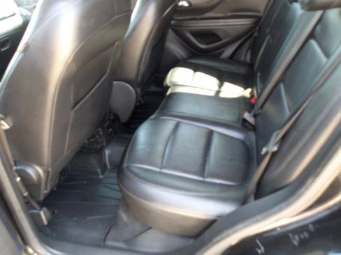 Used 2019 Buick Encore Essence FWD image 17