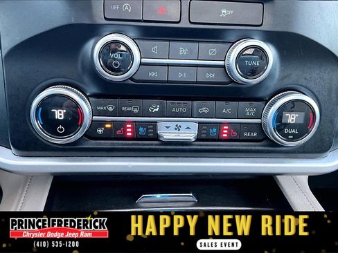 Used 2024 Ford Expedition Max Limited image 28