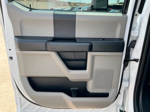 Used 2021 Ford F250 XL w/ STX Appearance Package AWD/4WD image 19