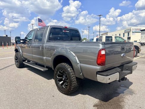 Used 2014 Ford F250 Lariat w/ Lariat Interior Package AWD/4WD image 4