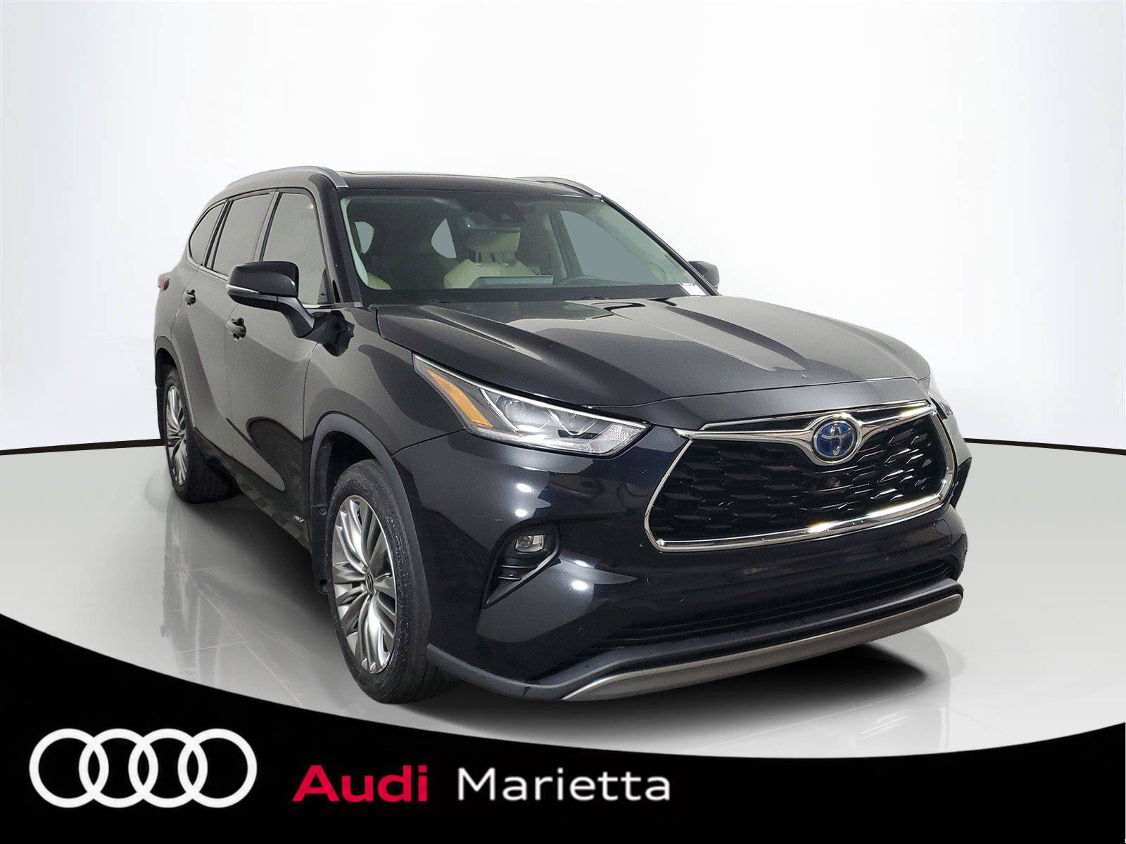 Used 2022 Toyota Highlander Platinum AWD/4WD image 1