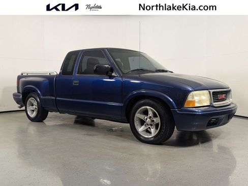 Used 2002 GMC Sonoma SLS w/ Marketing Option Pkg image 1