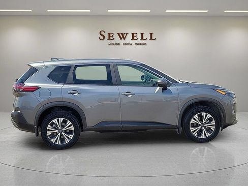 Used 2023 Nissan Rogue SV FWD image 6