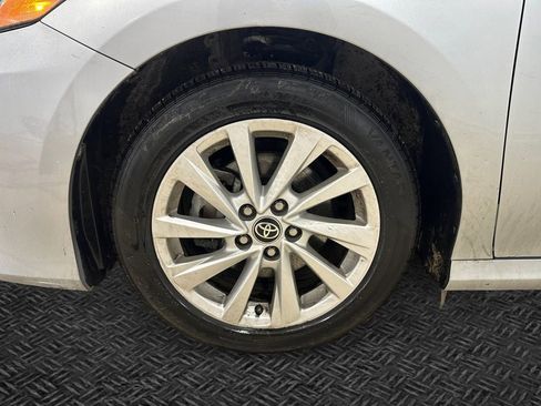 Used 2023 Toyota Camry LE image 11