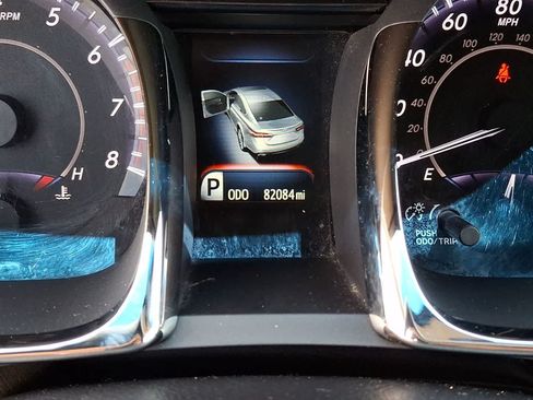 Used 2014 Toyota Avalon Limited FWD image 23