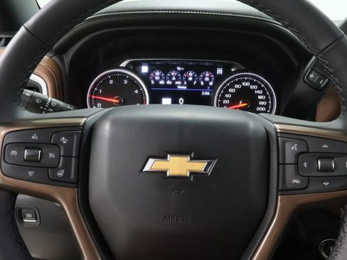 Used 2022 Chevrolet Silverado 3500 High Country AWD/4WD image 13