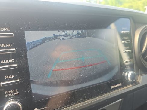 Used 2021 Toyota Tacoma SR RWD image 20