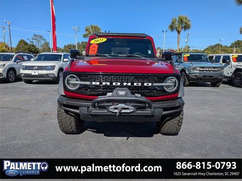 Used 2021 Ford Bronco Wildtrak image 9