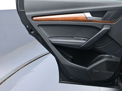 Used 2023 Audi Q5 2.0T Premium Plus image 22