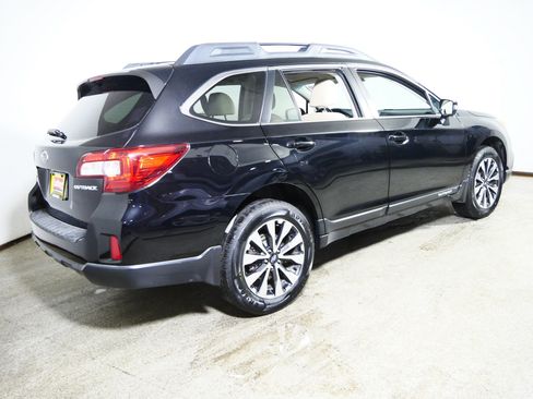 Used 2015 Subaru Outback 2.5i Limited AWD/4WD image 7