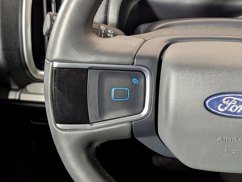 Certified 2025 Ford Expedition Active RWD image 18