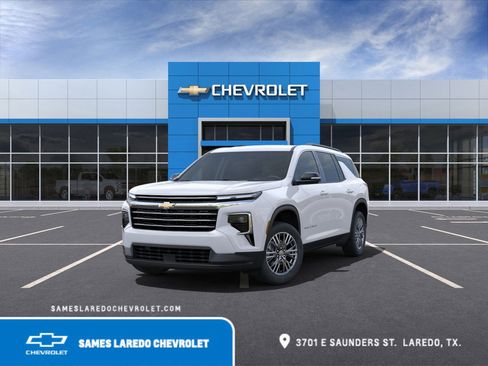 New 2025 Chevrolet Traverse LT image 8