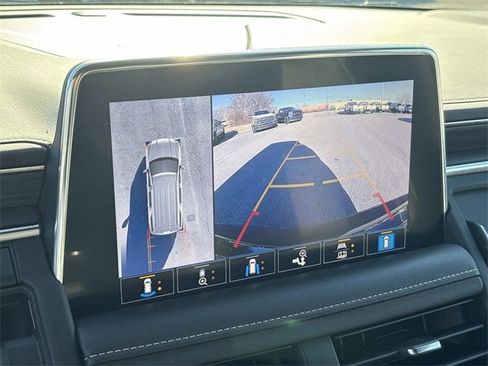 Used 2021 GMC Yukon SLT w/ SLT Premium Package image 31