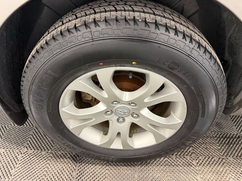 Used 2010 Hyundai Veracruz GLS image 35