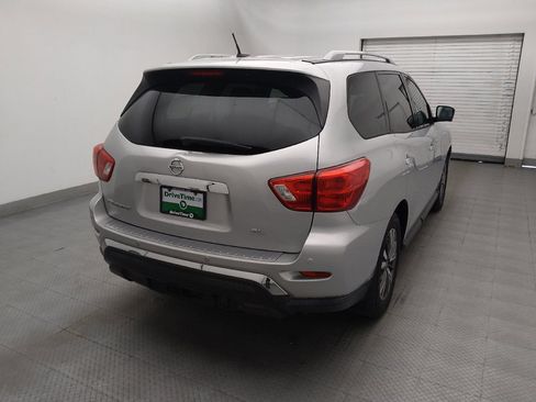 Used 2017 Nissan Pathfinder SL w/ SL Tech Package FWD image 7