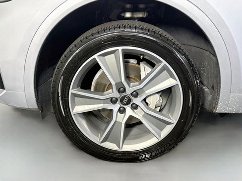 Used 2025 Audi Q5 2.0T Premium AWD/4WD image 38