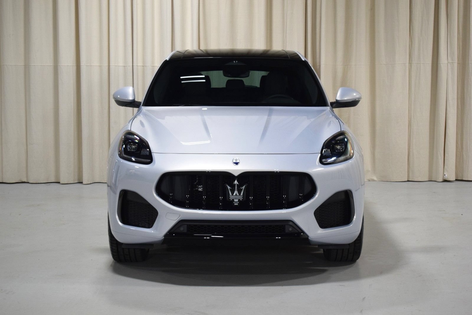 Certified 2025 Maserati Grecale Modena AWD/4WD image 8