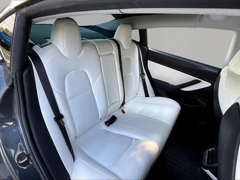 Used 2019 Tesla Model 3 RWD image 25