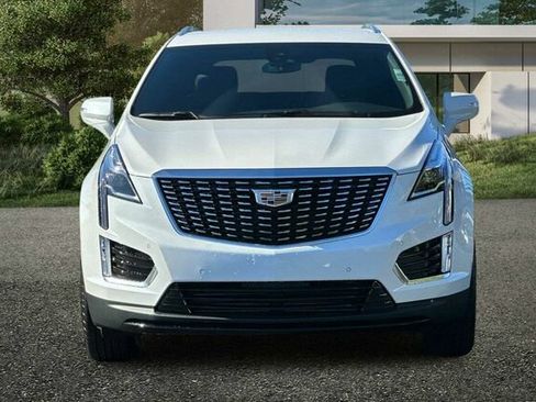 New 2026 Cadillac XT5 Luxury w/ LPO, Floor Liner Package AWD/4WD image 9