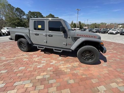 Used 2021 Jeep Gladiator Mojave image 22
