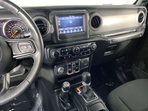 Used 2022 Jeep Wrangler Unlimited Sport image 27