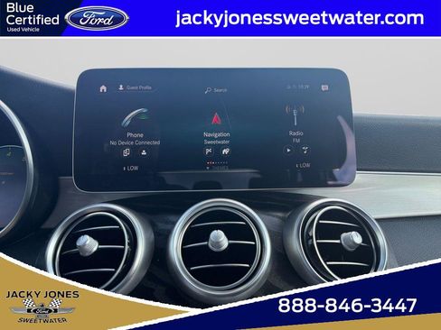 Used 2022 Mercedes-Benz GLC 300 4MATIC image 21