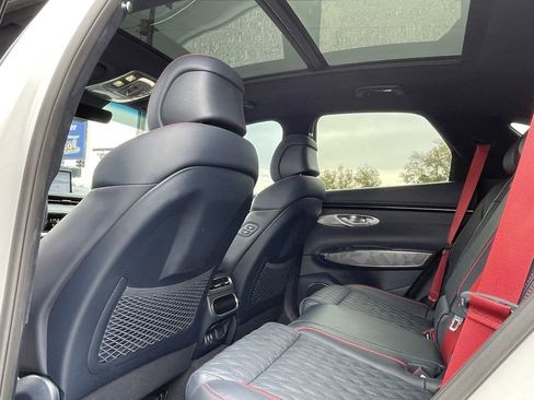 Used 2023 Genesis GV70 3.5T Sport w/ Sport Advanced Package image 16