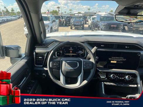 New 2026 GMC Sierra 2500 Denali w/ Denali Reserve Package image 13