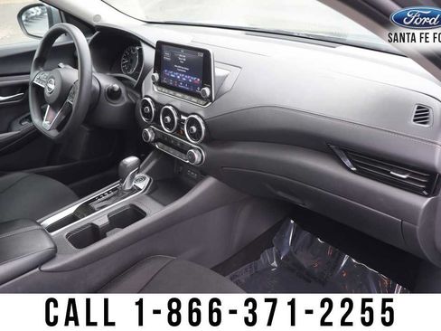 Used 2024 Nissan Sentra SV FWD image 30