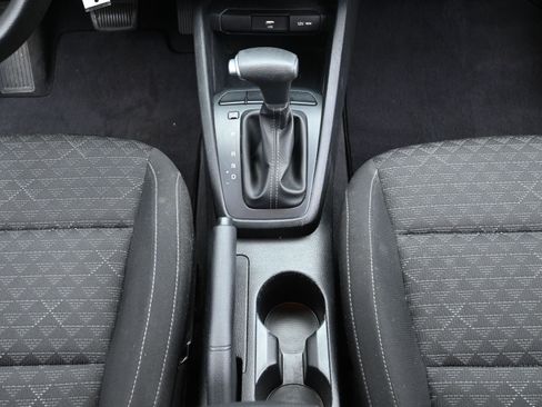 Used 2023 Kia Rio S image 19