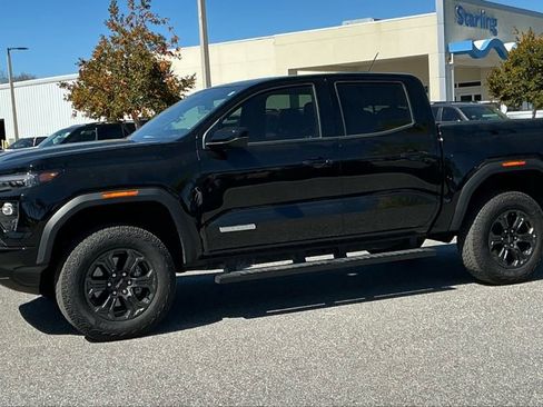 Certified 2024 GMC Canyon Elevation w/ Elevation Premium Package image 2