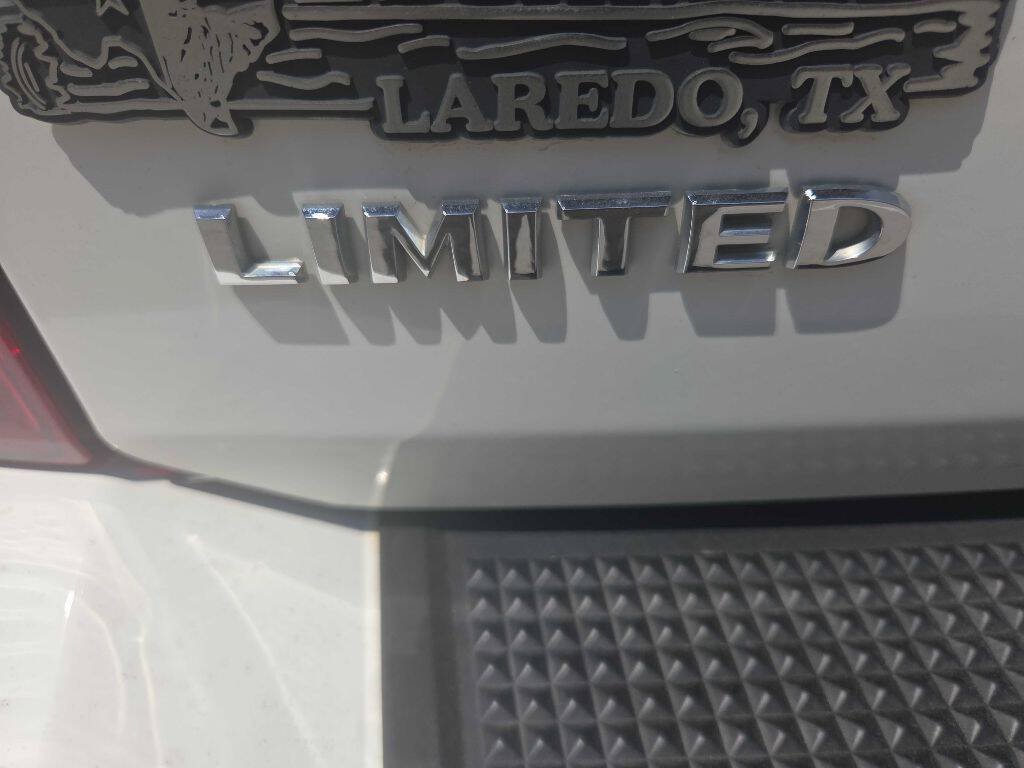 Used 2010 Jeep Liberty Limited w/ Tire & Wheel Group RWD image 18