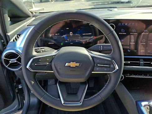 New 2026 Chevrolet Equinox EV LT FWD image 13