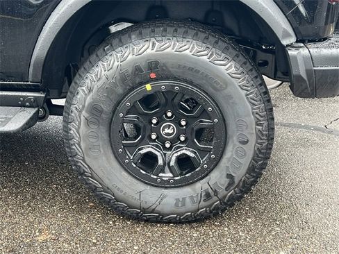 New 2025 Ford Bronco Big Bend w/ Black Diamond Package image 8