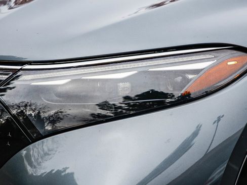 Certified 2023 Mercedes-Benz EQS 580 4MATIC SUV image 7